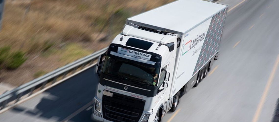 Lanjatrans-4_24-copia beneficios del sector del transporte por carretera en su empresa